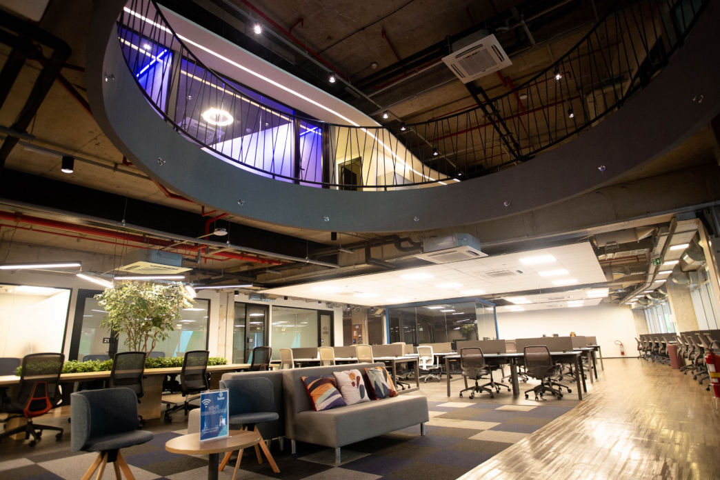 #Liderança #Treinamento #DesenvolvimentoProfissional #Mentorias #GestãoDePessoas #RHStrategico #AltaPerformance #Capacitação #EducaçãoCorporativa #Eventos #Palestras #Palestrante #CrescimentoProfissional #ComunicaçãoAssertiva #SoftSkills #MarcaPessoal #SpeakerLife #ConteúdoDeValor #InspiraçãoParaLiderar #GestãoEstratégica #RHInovador #CulturaOrganizacional #FormaçãoDeLíderes #NetworkingProfissional #DesenvolvimentoPessoal #EventoCorporativo #flaviobasset 